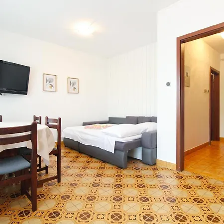 Fuer 4 Personen Ca 43 Qm In Pjescana Uvala, Istrien Istrische Riviera Apartment Pjescana Uvala